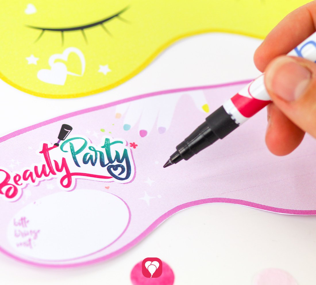 Schritt 5 für die balloonas DIY Einladungskarte für die Beauty Party: An wen soll die Einladung gehen? Nutze das Feld, um einen Namen einzutragen.